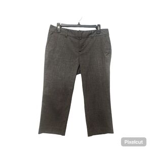 GAP Women’s Gray Capris
